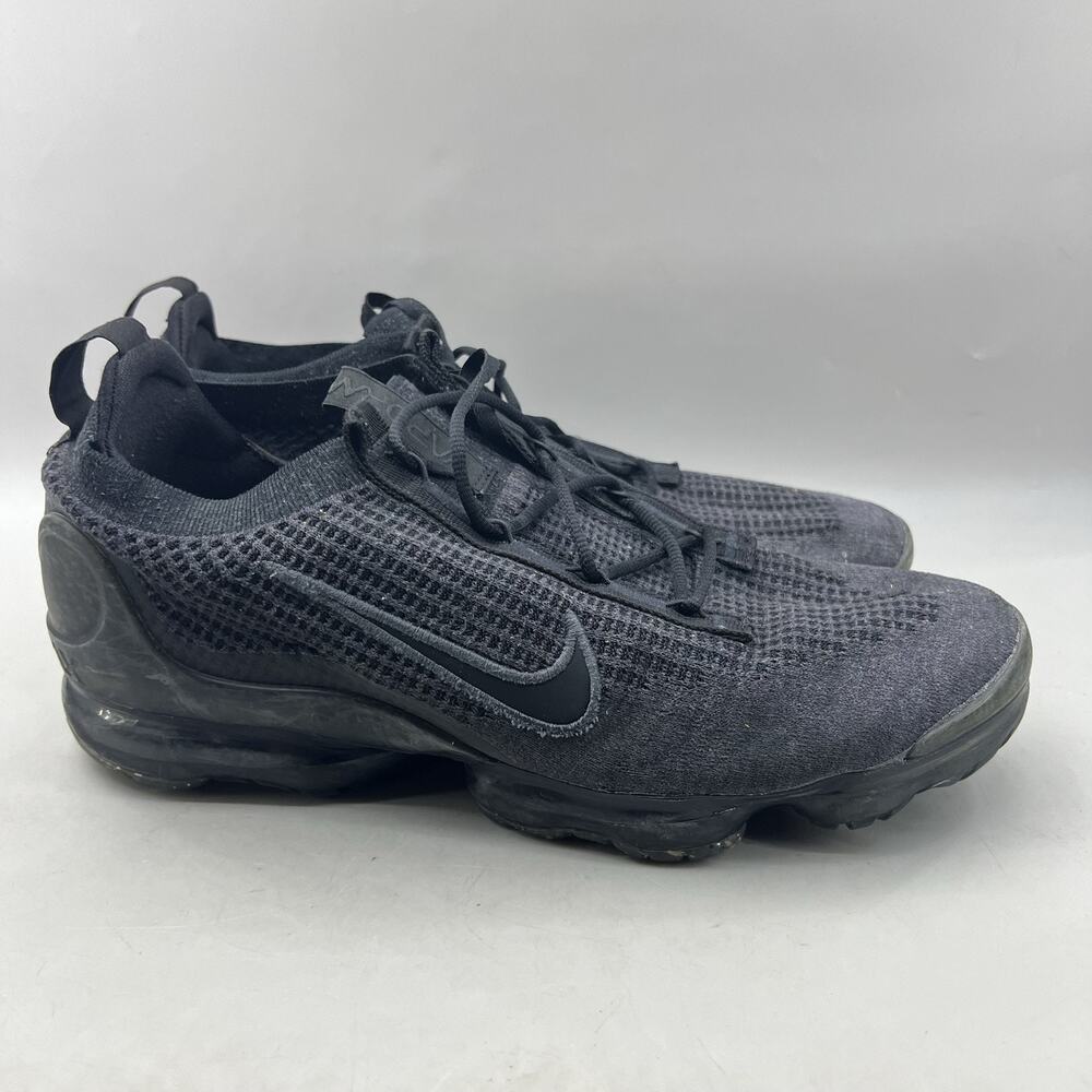 Nike Air VaporMax 2021 Flyknit Shoes Men Size 13 Black Knit Comfort Low Sneakers
